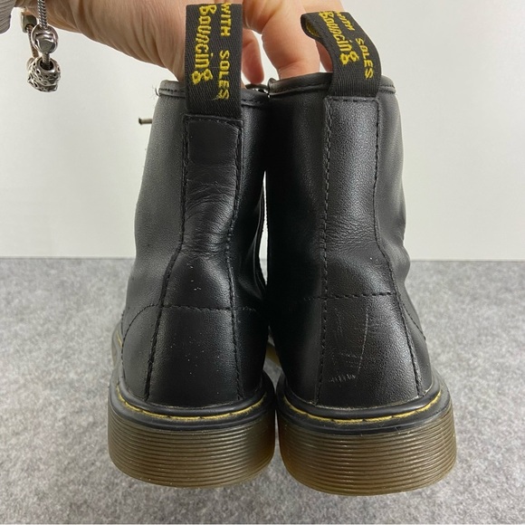 Dr. Martens Delaney Junior Size 5 Lace Up Black Leather Combat Ankle Boot - Picture 5 of 15